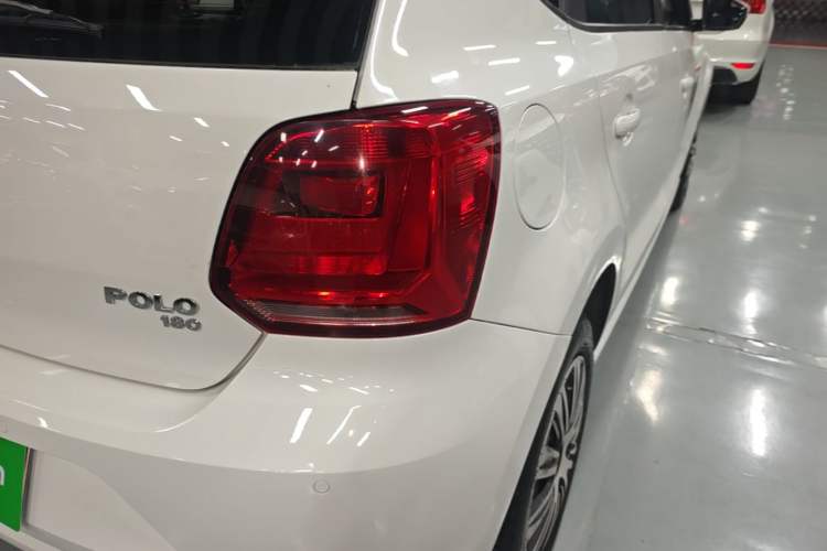 Used Volkswagen Polo 2016 1.6L Automatic Comfort Model Right Rear Taillight