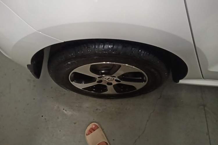 Used Volkswagen Polo 2016 1.4L Automatic Trendy Model Right Rear Wheel Hub