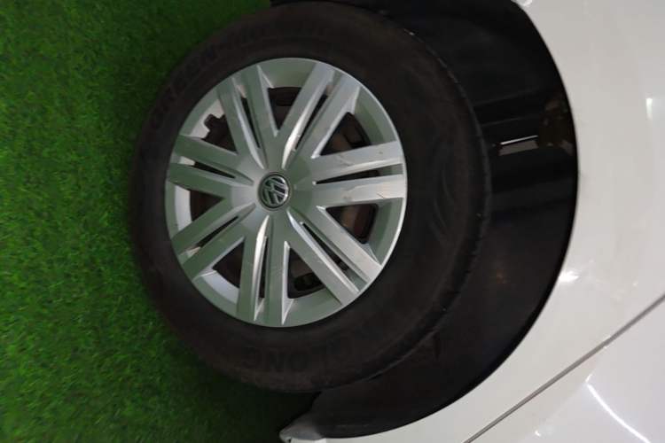 Used Volkswagen Polo 2016 1.4L Automatic Trendy Model Right Rear Wheel Hub