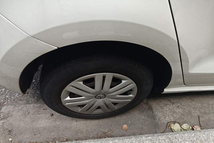 Used Volkswagen Polo 2016 1.4L Automatic Trendy Model Right Rear Wheel Hub