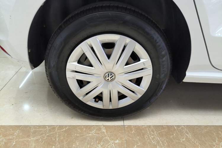Used Volkswagen Polo 2016 1.4L Automatic Trendy Model Right Rear Wheel Hub