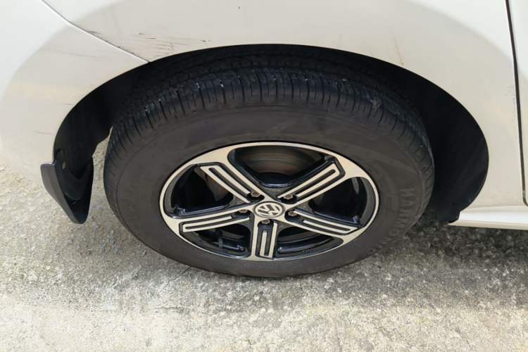 Used Volkswagen Polo 2016 1.4L Automatic Trendy Model Right Rear Wheel Hub