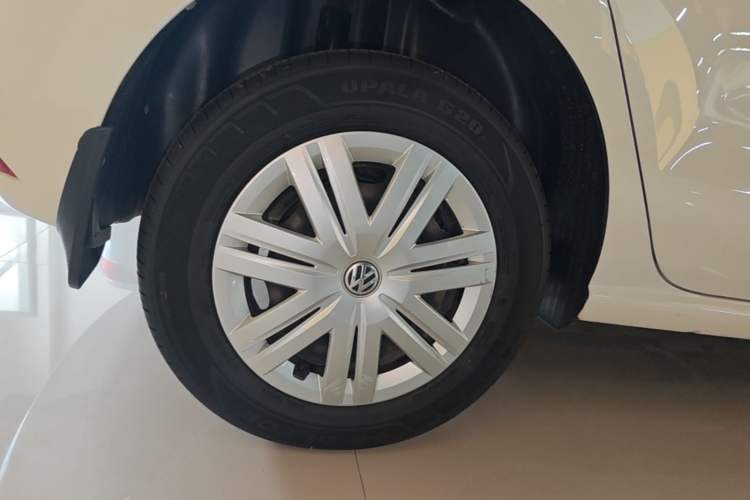 Used Volkswagen Polo 2016 1.4L Automatic Trendy Model Right Rear Wheel Hub