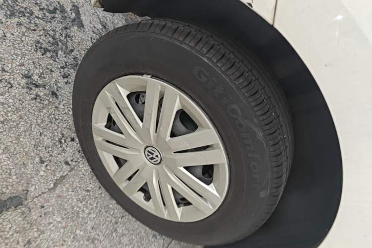 Used Volkswagen Polo 2016 1.4L Automatic Trendy Model Right Rear Wheel Hub