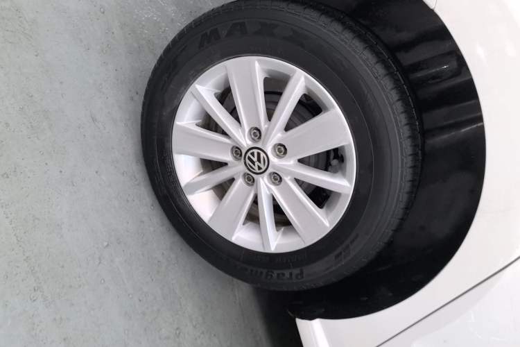 Used Volkswagen Polo 2016 1.4L Automatic Trendy Model Right Rear Wheel Hub