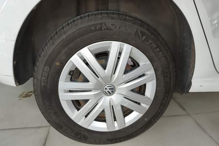 Used Volkswagen Polo 2016 1.4L Automatic Trendy Model Right Rear Wheel Hub