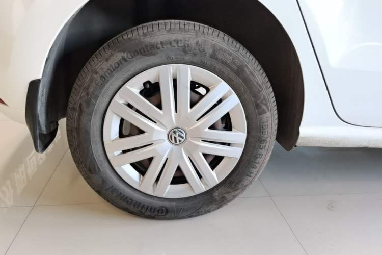 Used Volkswagen Polo 2016 1.4L Automatic Trendy Model Right Rear Wheel Hub