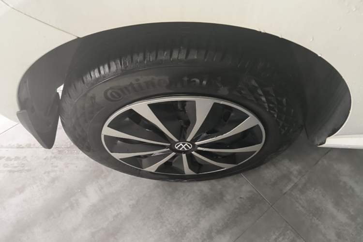 Used Volkswagen Polo 2016 1.4L Automatic Trendy Model Right Rear Wheel Hub