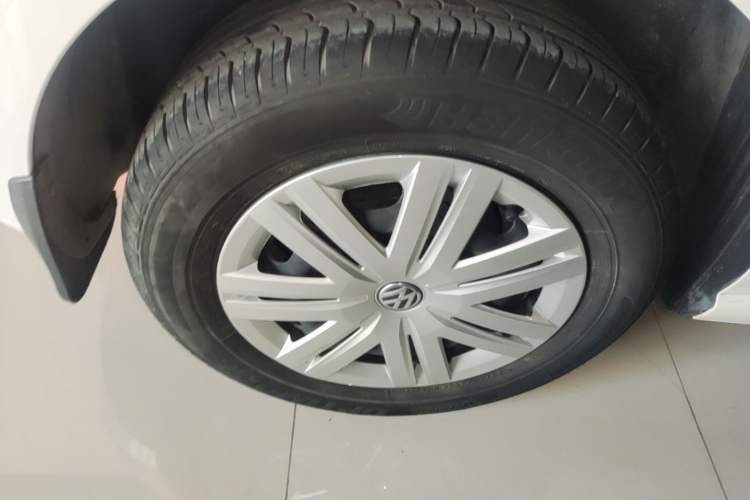 Used Volkswagen Polo 2016 1.4L Automatic Trendy Model Right Rear Wheel Hub