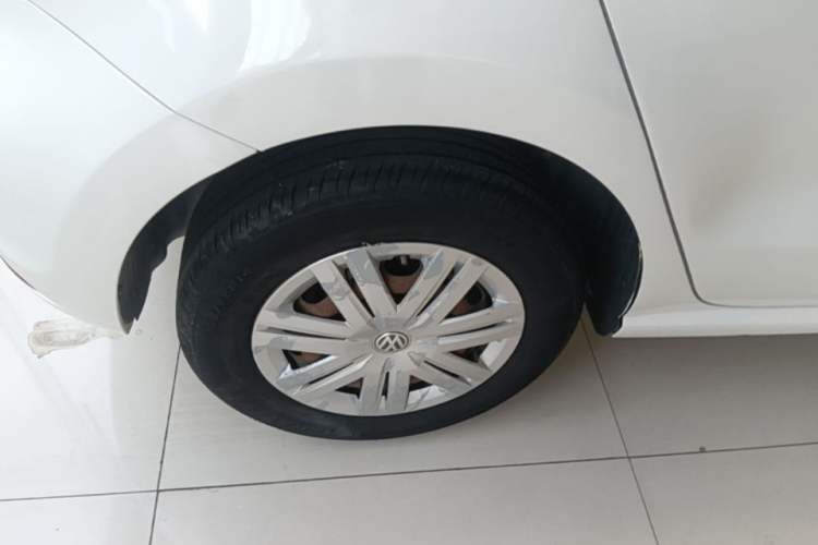 Used Volkswagen Polo 2016 1.4L Automatic Trendy Model Right Rear Wheel Hub