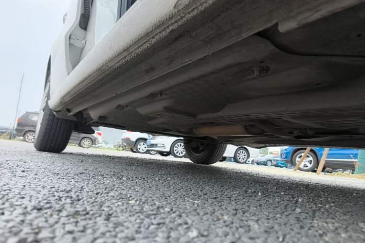 Used Volkswagen Polo 2016 1.6L Automatic Comfort Model Right Side Sill