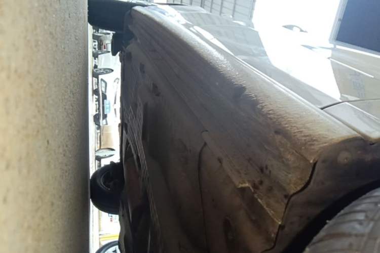 Used Volkswagen Polo 2016 1.6L Automatic Comfort Model Right Side Sill