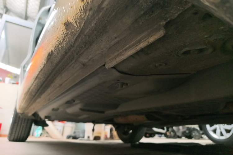 Used Volkswagen Polo 2016 1.6L Automatic Comfort Model Right Side Sill