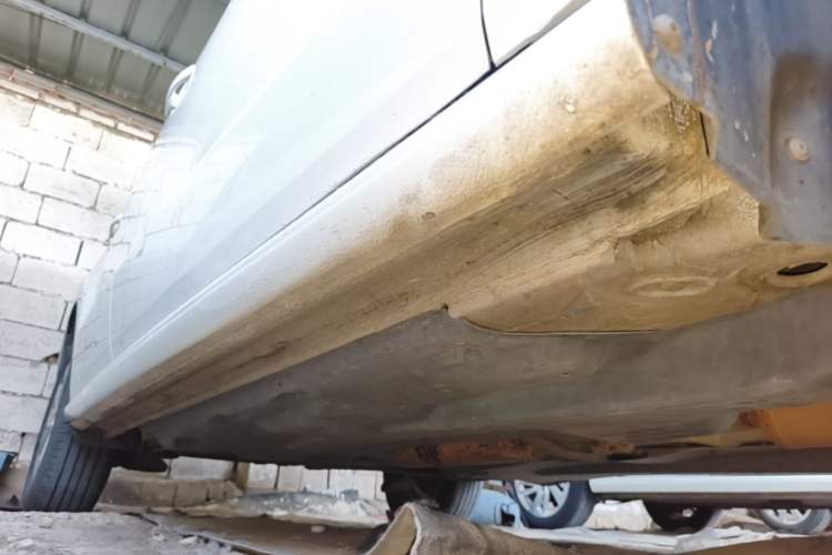 Used Volkswagen Polo 2016 1.4L Manual Fashion Model Right Side Sill