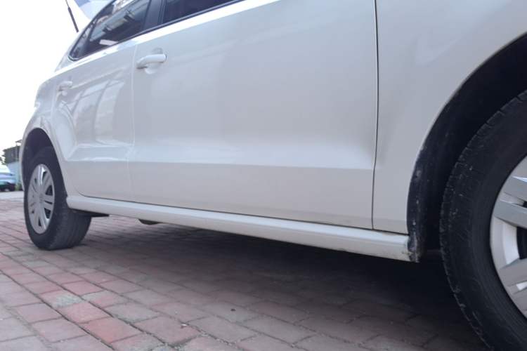 Used Volkswagen Polo 2016 1.4L Automatic Trendy Model Right Side Sill
