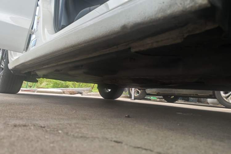 Used Volkswagen Polo 2016 1.4L Automatic Trendy Model Right Side Sill