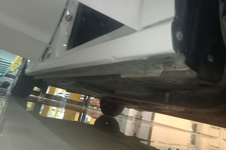 Used Volkswagen Polo 2016 1.6L Automatic Comfort Model Right Side Sill