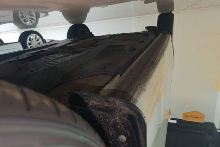 Used Volkswagen Polo 2016 1.4L Automatic Trendy Model Right Side Sill