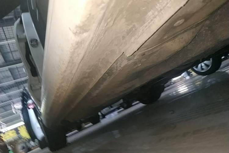 Used Volkswagen Polo 2016 1.6L Automatic Comfort Model Right Side Sill