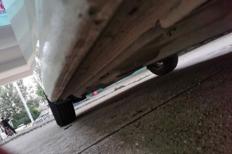 Used Volkswagen Polo 2016 1.4L Manual Fashion Model Right Side Sill
