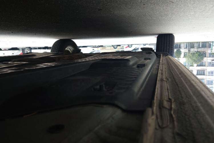 Used Volkswagen Polo 2016 1.4L Manual Fashion Model Right Side Sill