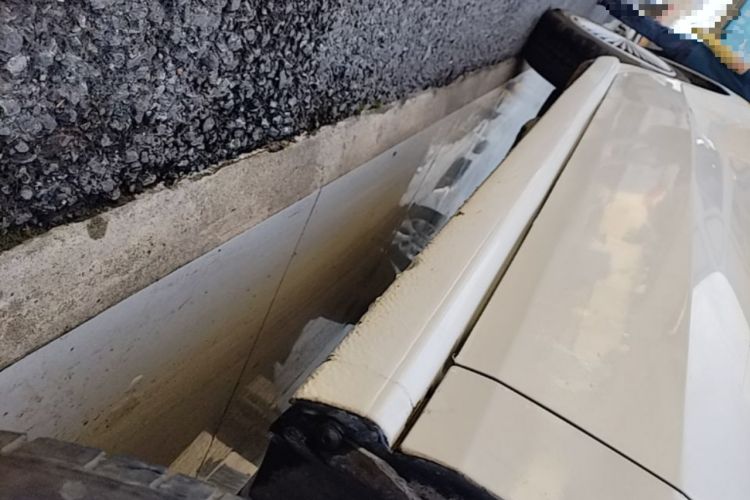 Used Volkswagen Polo 2016 1.6L Automatic Comfort Model Right Side Sill