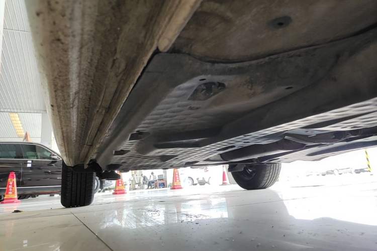Used Volkswagen Polo 2016 1.6L Automatic Comfort Model Right Side Sill