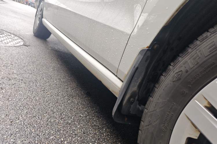 Used Volkswagen Polo 2016 1.4L Automatic Trendy Model Right Side Sill