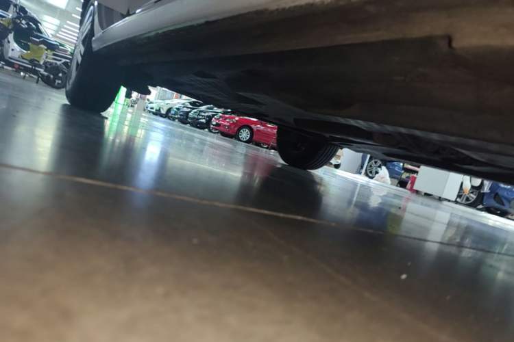 Used Volkswagen Polo 2016 1.4L Manual Fashion Model Right Side Sill