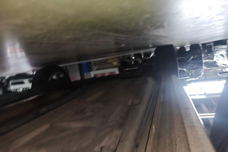 Used Volkswagen Polo 2016 1.6L Automatic Comfort Model Right Side Sill