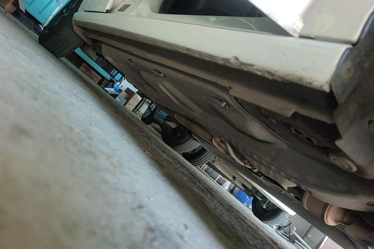 Used Volkswagen Polo 2016 1.6L Automatic Comfort Model Right Side Sill