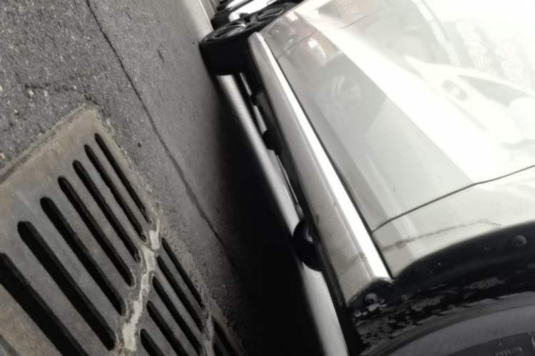 Used Volkswagen Polo 2016 1.6L Automatic Comfort Model Right Side Sill