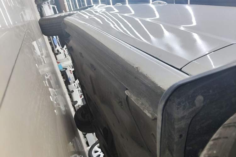 Used Volkswagen Polo 2016 1.4L Manual Fashion Model Right Side Sill