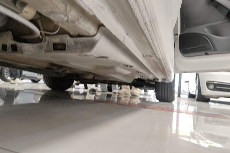 Used Volkswagen Polo 2016 1.4L Automatic Trendy Model Right Side Sill