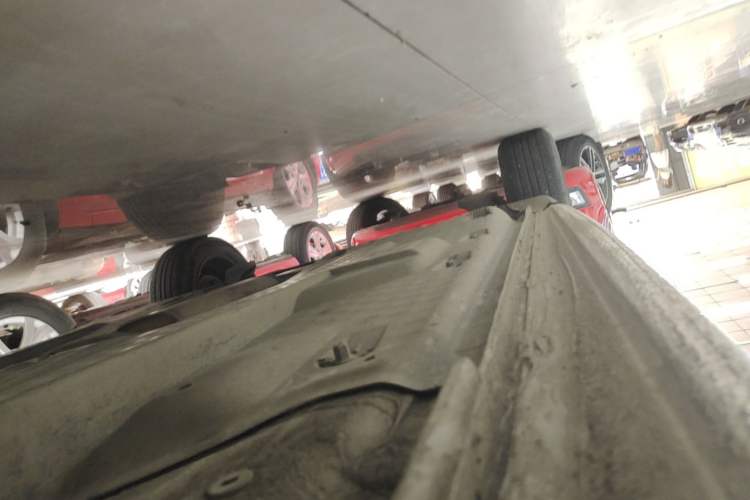 Used Volkswagen Polo 2016 1.6L Automatic Comfort Model Right Side Sill