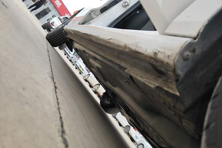 Used Volkswagen Polo 2016 1.4L Automatic Trendy Model Right Side Sill