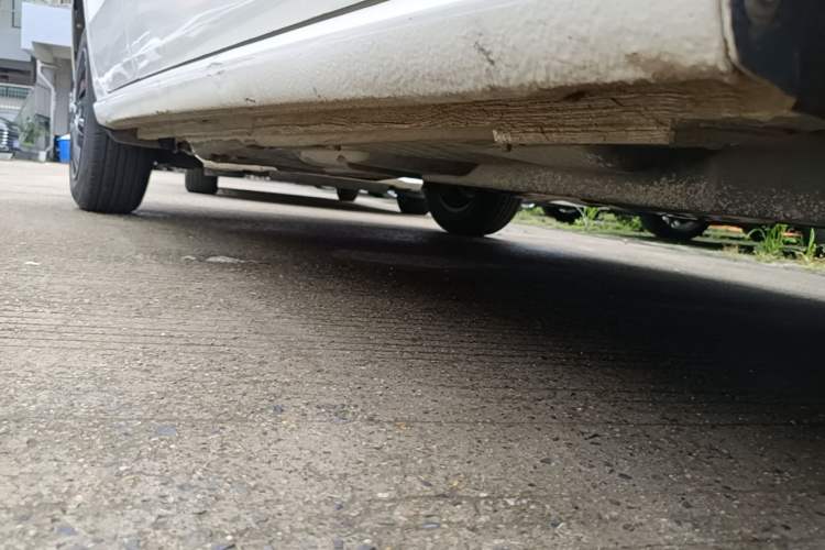 Used Volkswagen Polo 2016 1.4L Automatic Trendy Model Right Side Sill