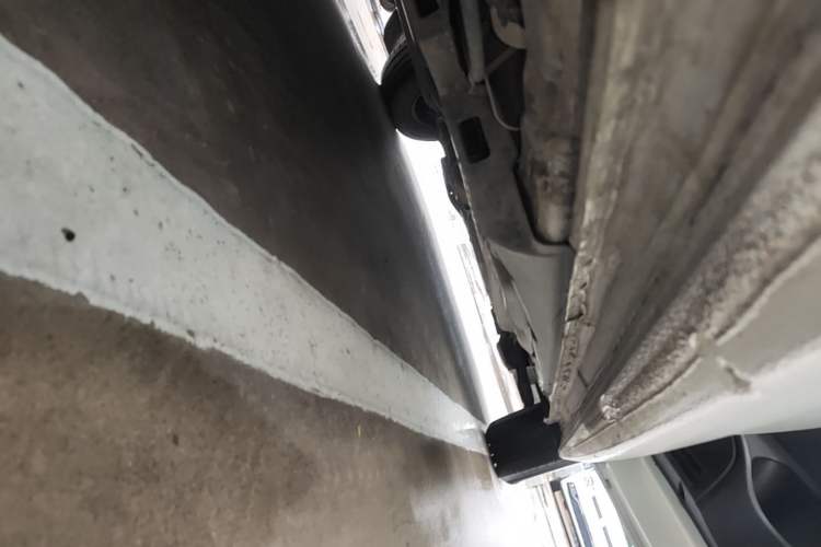 Used Volkswagen Polo 2016 1.4L Automatic Trendy Model Right Side Sill