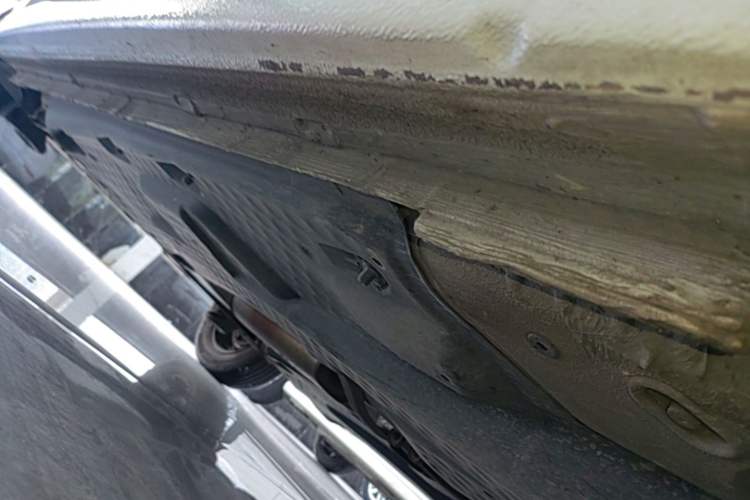 Used Volkswagen Polo 2016 1.4L Manual Fashion Model Right Side Sill