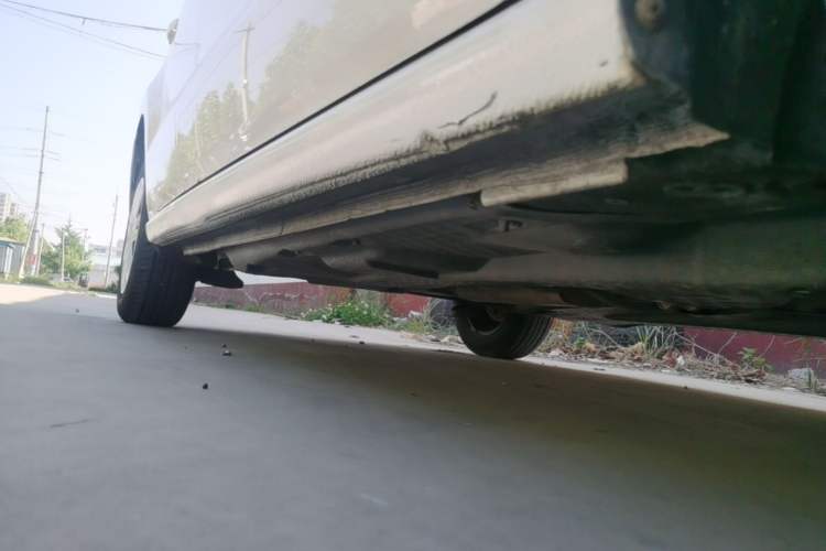 Used Volkswagen Polo 2016 1.4L Manual Fashion Model Right Side Sill