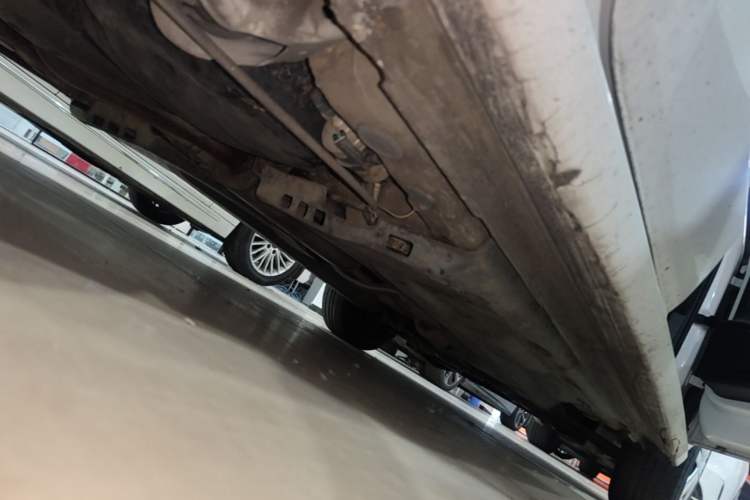 Used Volkswagen Polo 2016 1.4L Automatic Trendy Model Right Side Sill