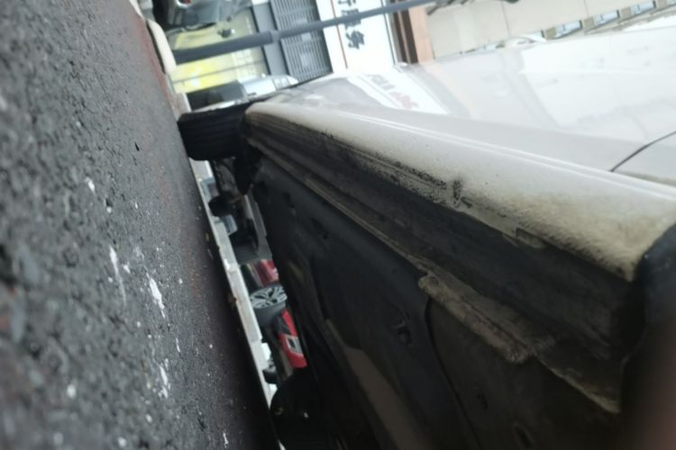 Used Volkswagen Polo 2016 1.6L Automatic Comfort Model Right Side Sill