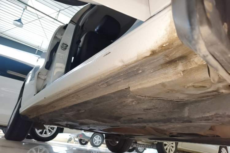Used Volkswagen Polo 2016 1.4L Automatic Trendy Model Right Side Sill