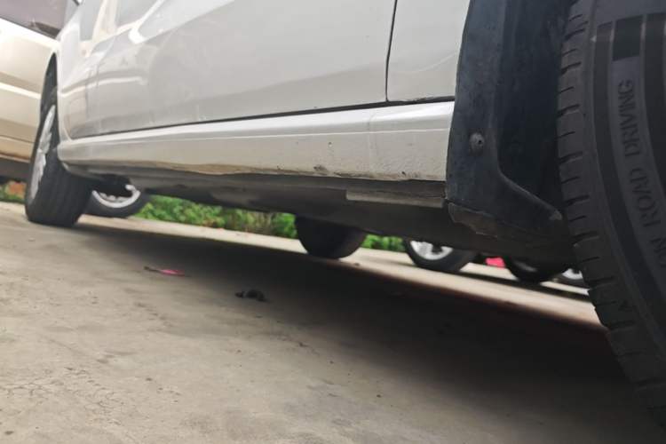 Used Volkswagen Polo 2016 1.4L Automatic Trendy Model Right Side Sill