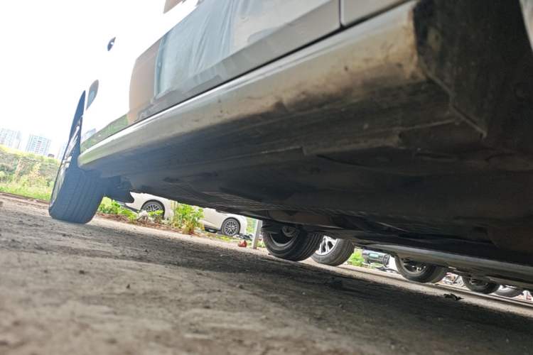 Used Volkswagen Polo 2016 1.6L Automatic Comfort Model Right Side Sill