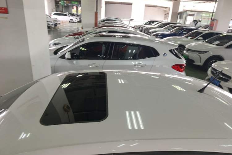 Used Volkswagen Polo 2016 1.6L Automatic Comfort Model Roof