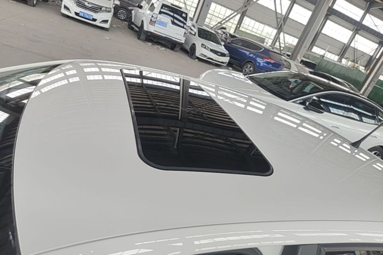 Used Volkswagen Polo 2016 1.6L Automatic Comfort Model Roof