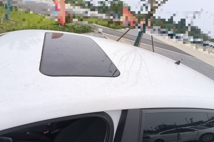 Used Volkswagen Polo 2016 1.6L Automatic Comfort Model Roof