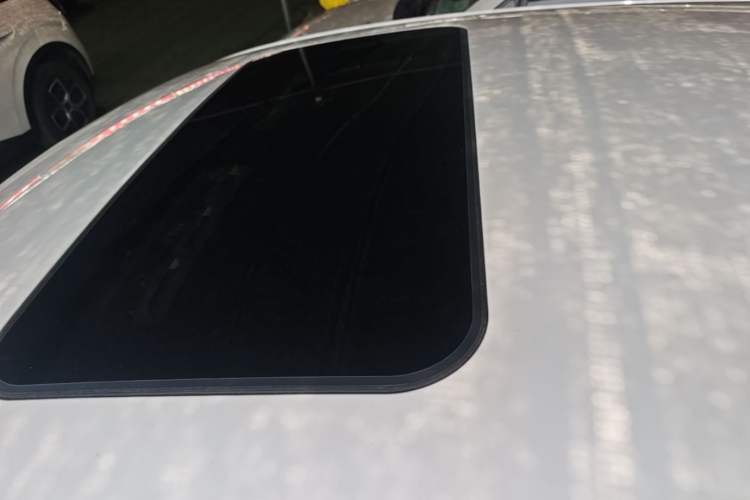 Used Volkswagen Polo 2016 1.6L Automatic Comfort Model Roof