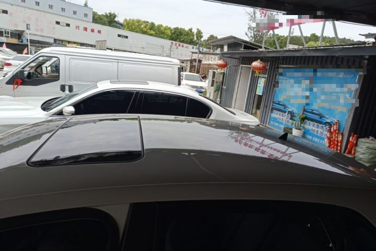 Used Volkswagen Polo 2016 1.6L Automatic Comfort Model Roof